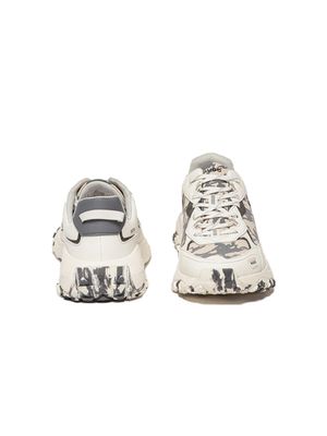 Tenis HUGO con diseño camuflado y suela robusta para hombre